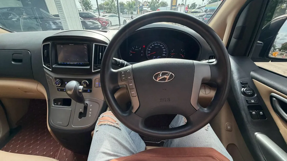 HYUNDAI H1 ELITE 2019
