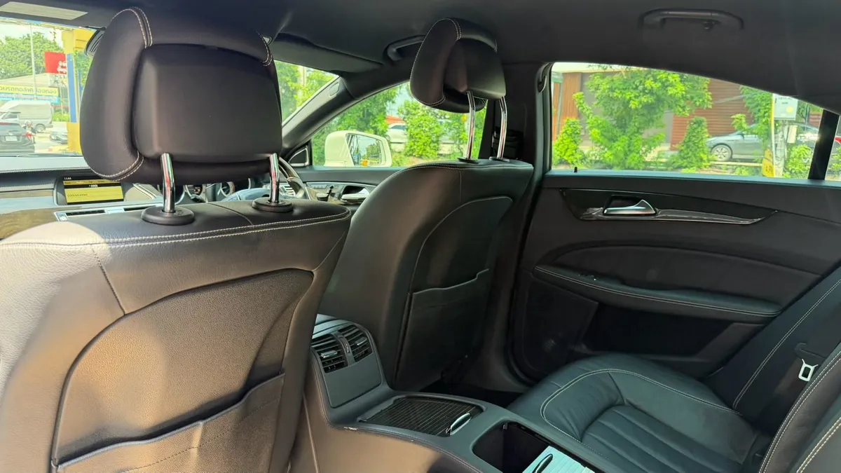 Mercedes-Benz CLS350 CDI AMG BlueEFFICIENCY 2011