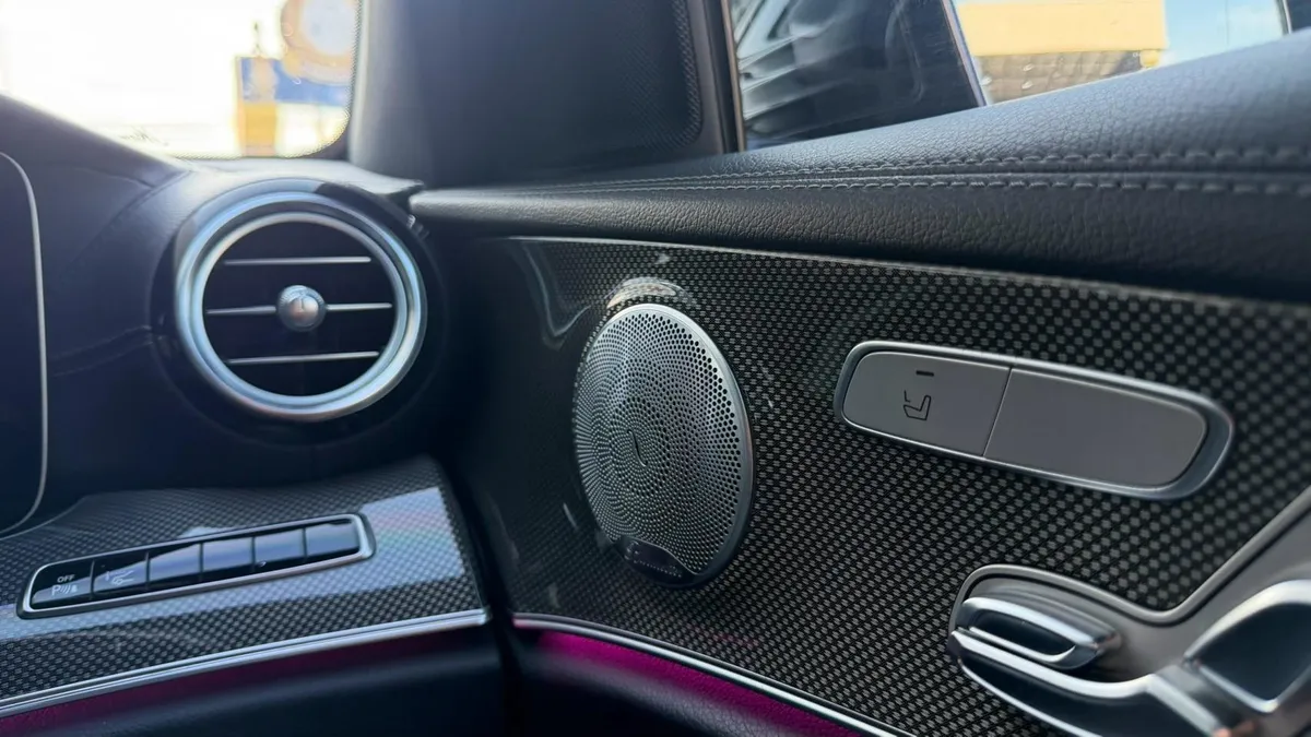 Mercedes-Benz E350e AMG Dynamic 2020
