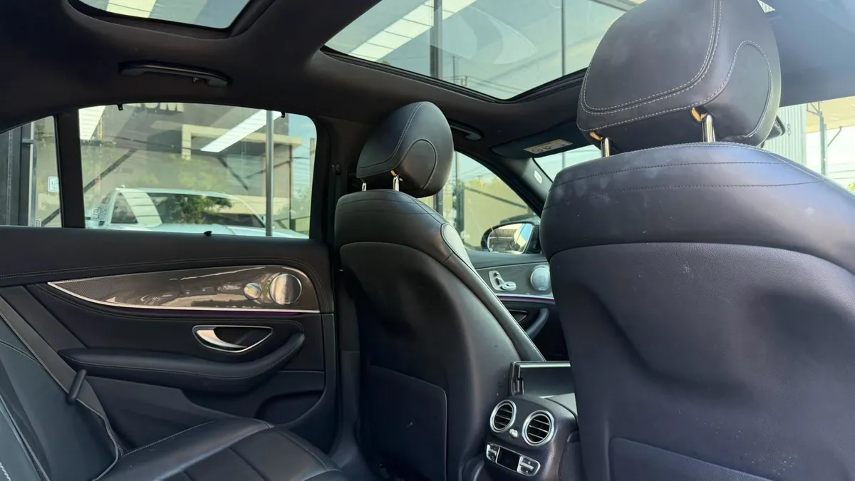 Mercedes-Benz E350e AMG Dynamic 2020
