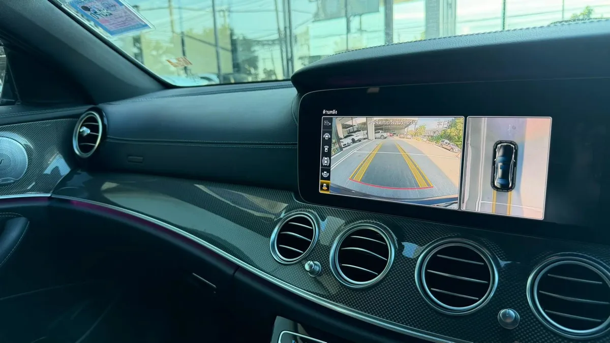 Mercedes-Benz E350e AMG Dynamic 2020