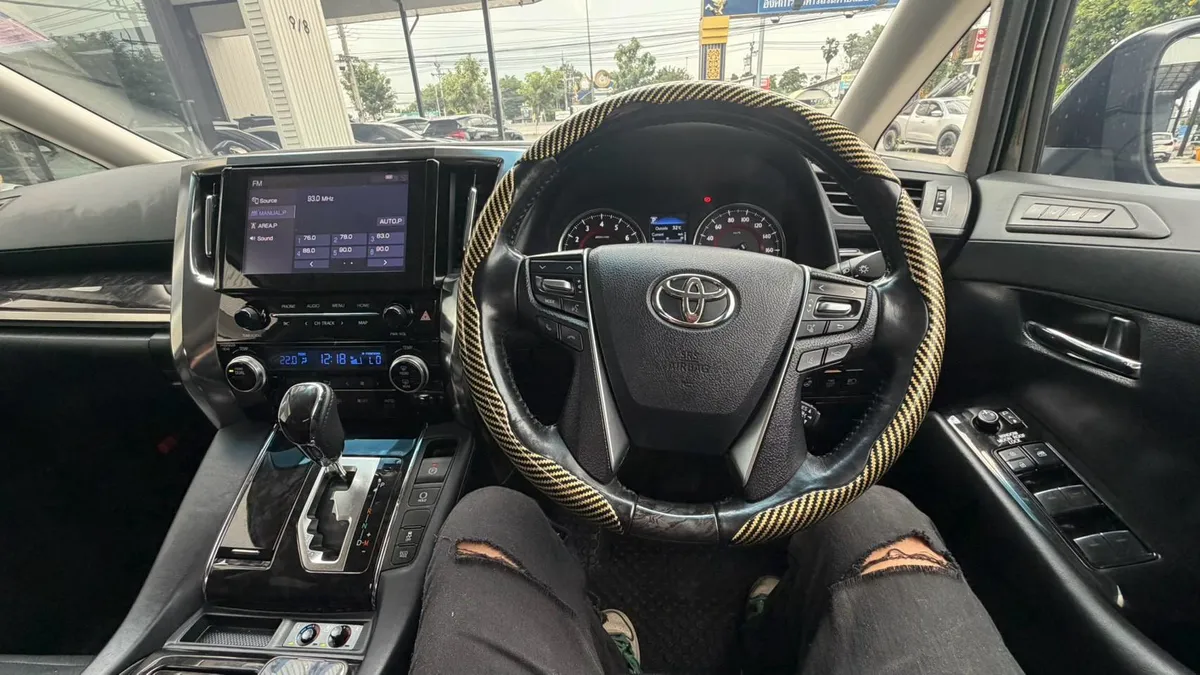 TOYOTA ALPHARD 2.5 SC PACKAGE 2022