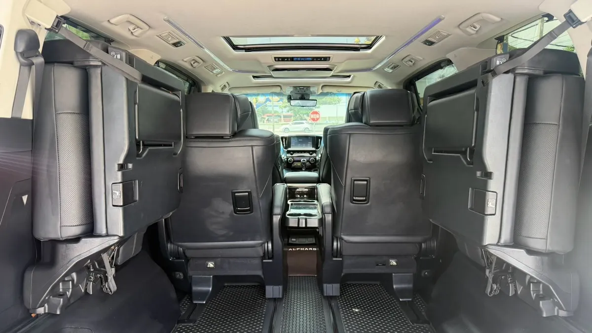 TOYOTA ALPHARD 2.5 SC PACKAGE 2022