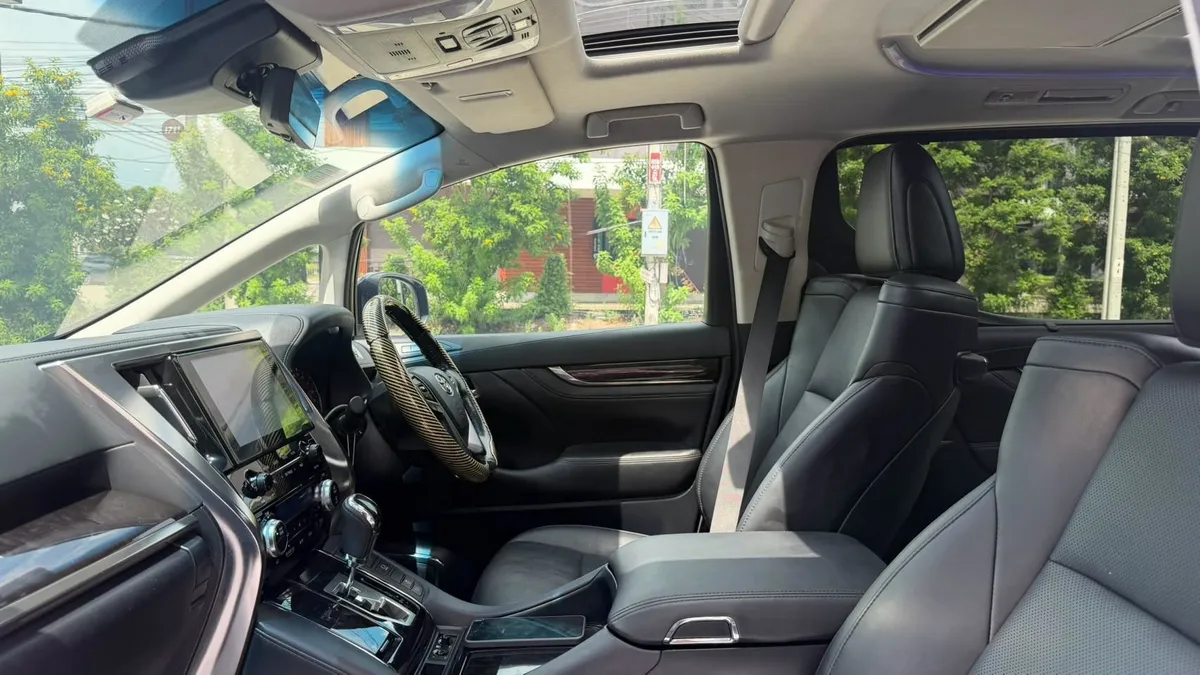 TOYOTA ALPHARD 2.5 SC PACKAGE 2022
