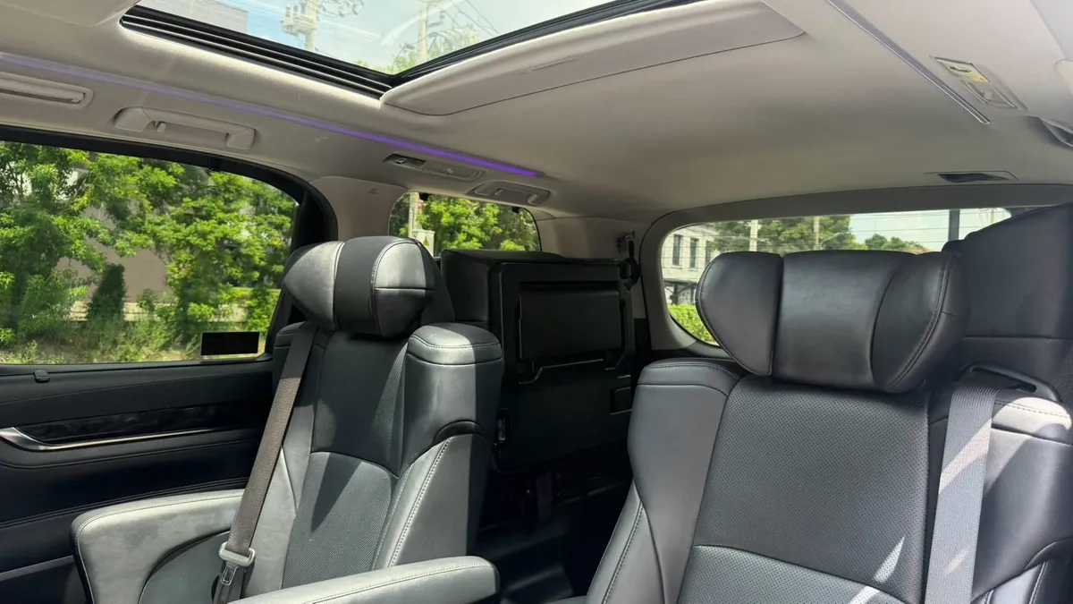 TOYOTA ALPHARD 2.5 SC PACKAGE 2022