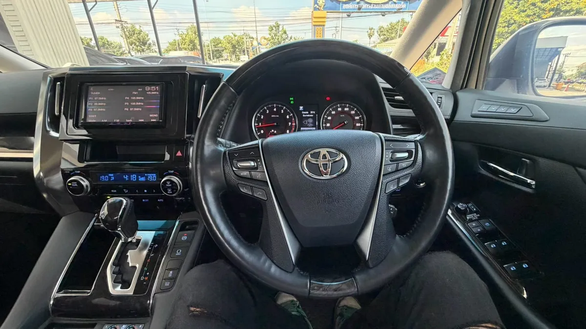 TOYOTA VELLFIRE 2.5 ZG Edition 2019